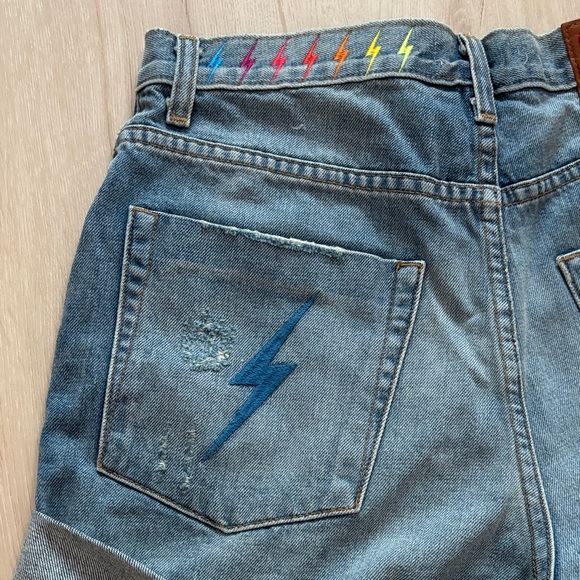 HI RISE ROCKER LIVE FREE BOLT JEAN SHORTS - VINTAGE - Picture 10 of 17